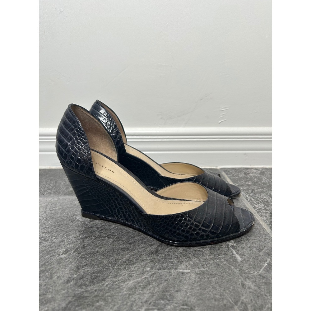 Ann Taylor Blue Leather Croc Embossed Wedge Heels Size 8.5M Fall Office Brazil